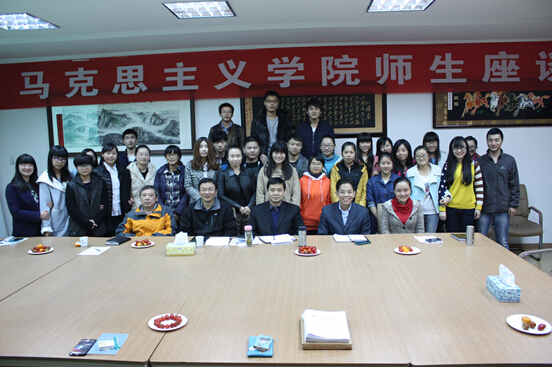 英国上市365师生座谈会顺利举行